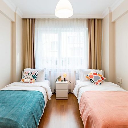 Colorful Apartment Near Popular Attractions In Sisli อิสตันบูล ภายนอก รูปภาพ