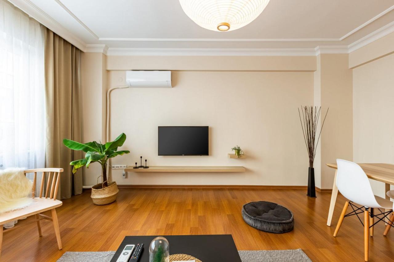Colorful Apartment Near Popular Attractions In Sisli อิสตันบูล ภายนอก รูปภาพ